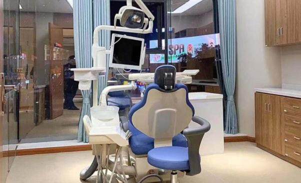 重庆八零贰零口腔诊所（杨家坪店）医生团队实力强大及骨干医生简介