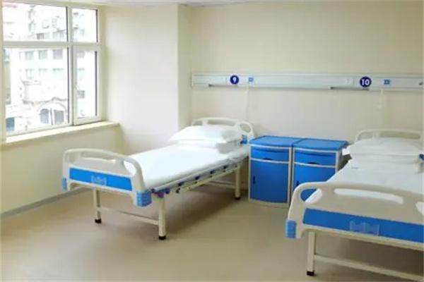 鞍山爱尔眼科医院收费价格表/收费标准