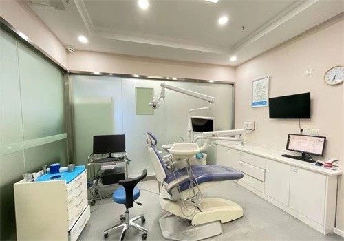 重庆仁铭口腔门诊部收费价格表/收费标准