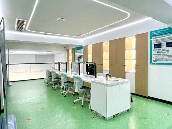 海南国爱近视治疗中 心收费价格表/收费标准