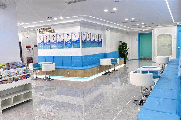 广州番禺英华眼科门诊部地址电话营业时间