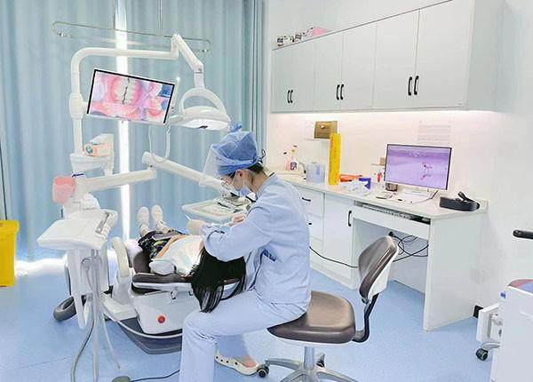 崇左诺贝尔口腔门诊部特色项目及技术优势